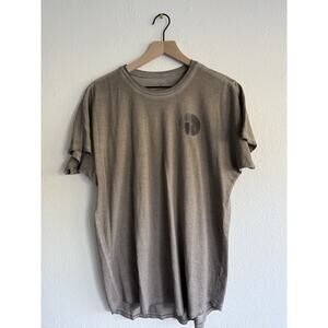 lululemon athletica Taupe Short Sleeve Tee